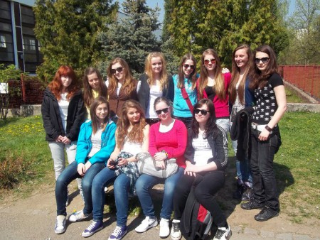 staršie dorastenky v Prahe PHC 2011